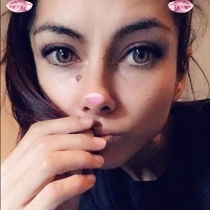 Meet your Posher, Leilani